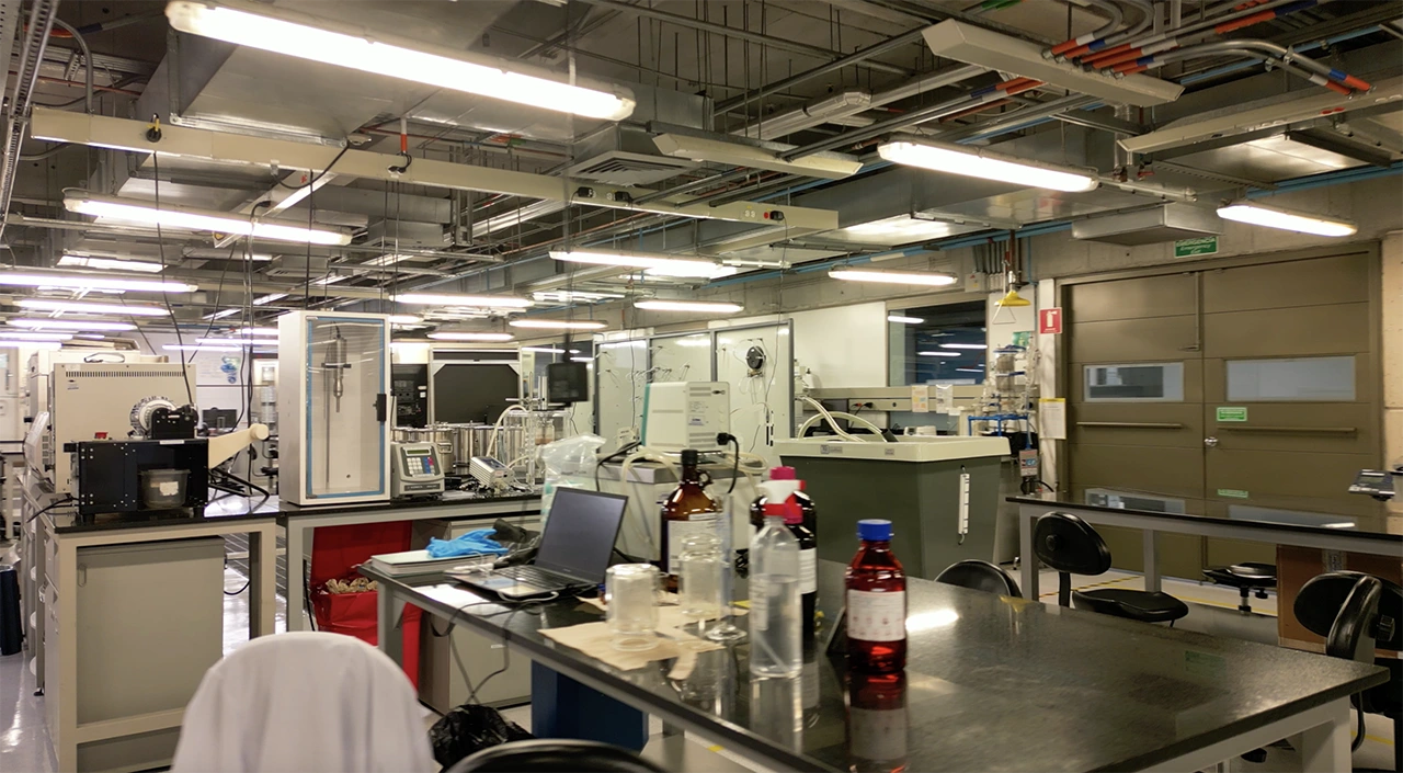 Lab. Procesos Qu&iacute;micos (ML-418)