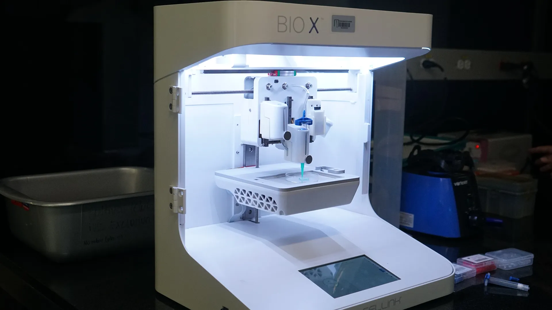 Lab. de Ingenier&iacute;a Celular y Bioimpresi&oacute;n (ML-304A)